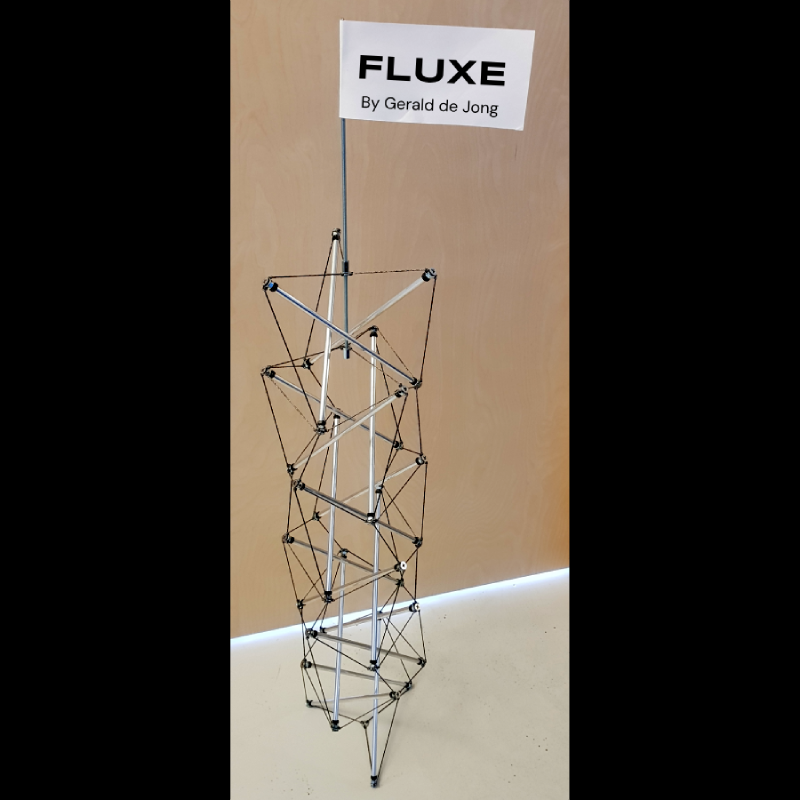 Bow Tie Tensegrity