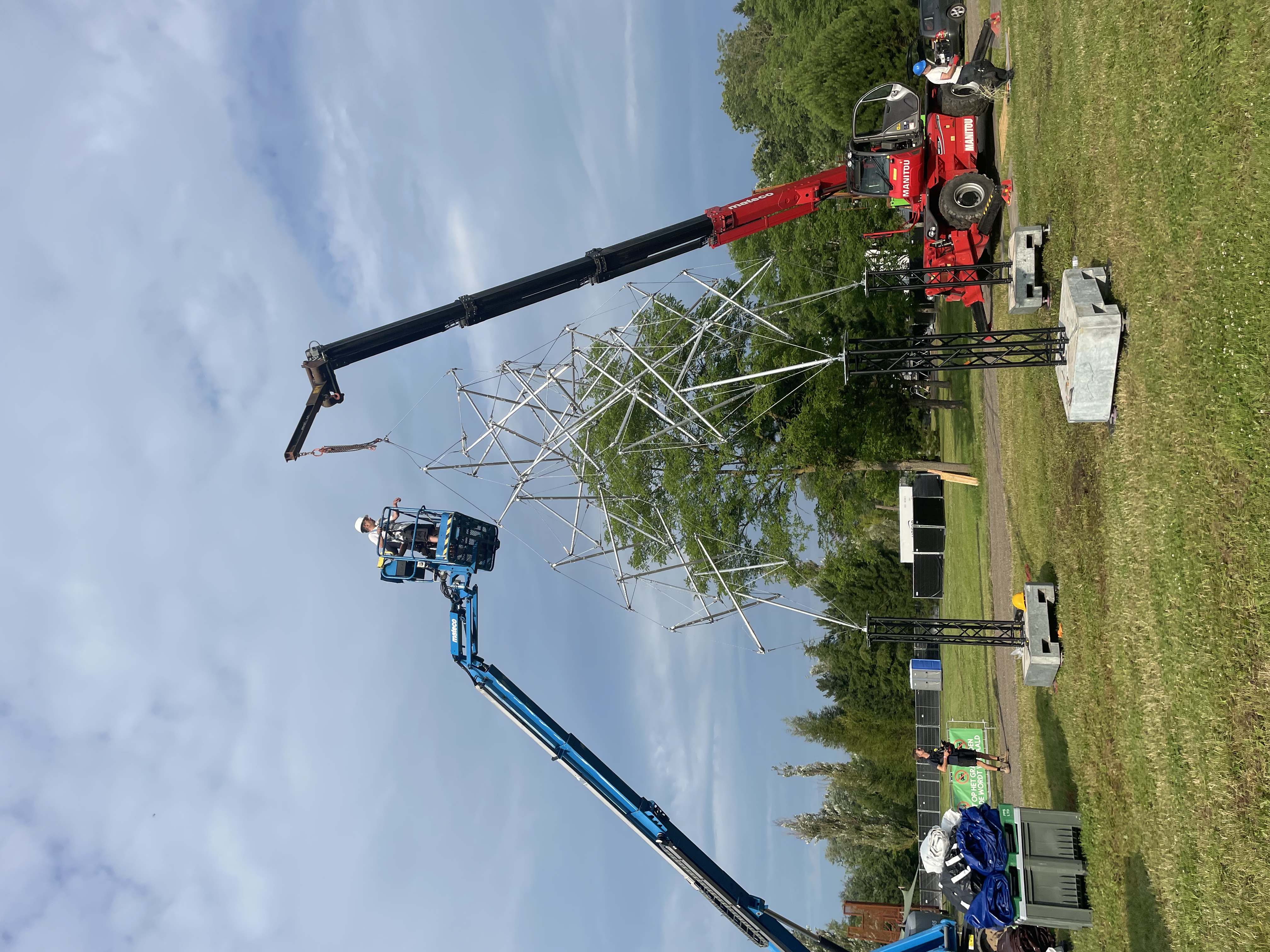 the apex strut